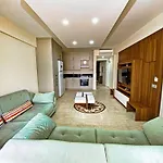 Zehra מלון 2*