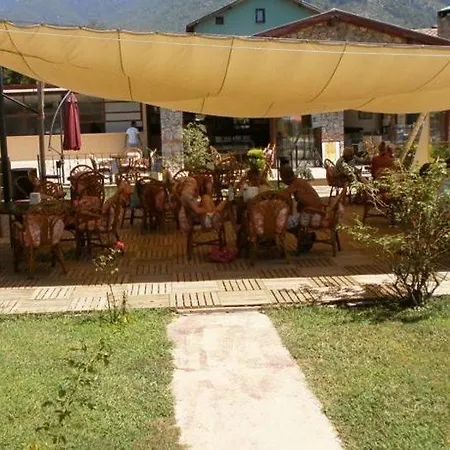 Zehra Hotell 2*