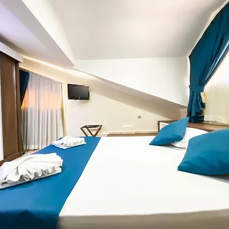 Zehra 厄吕代尼兹