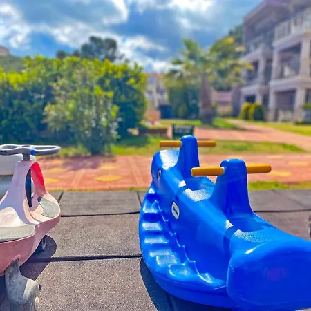 酒店 Zehra 厄吕代尼兹