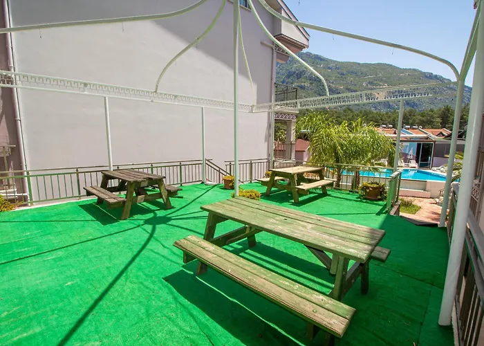 Zehra 2* 올루데니스